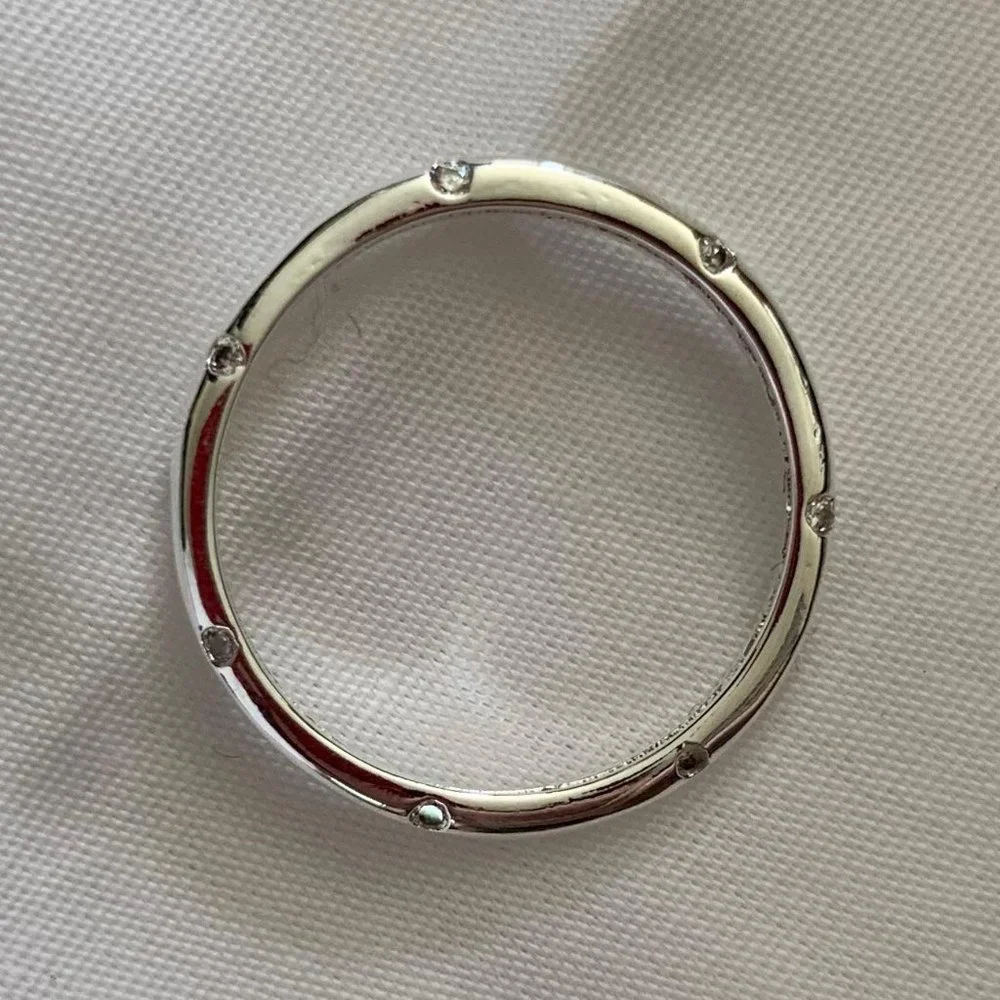 Silver Fashion Crystals Ring